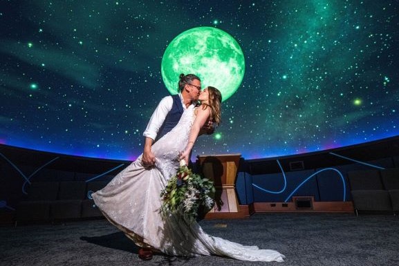 Bride and Groom ; The Bishop Museum of Science and Nature Wedding; Precious Moments Events