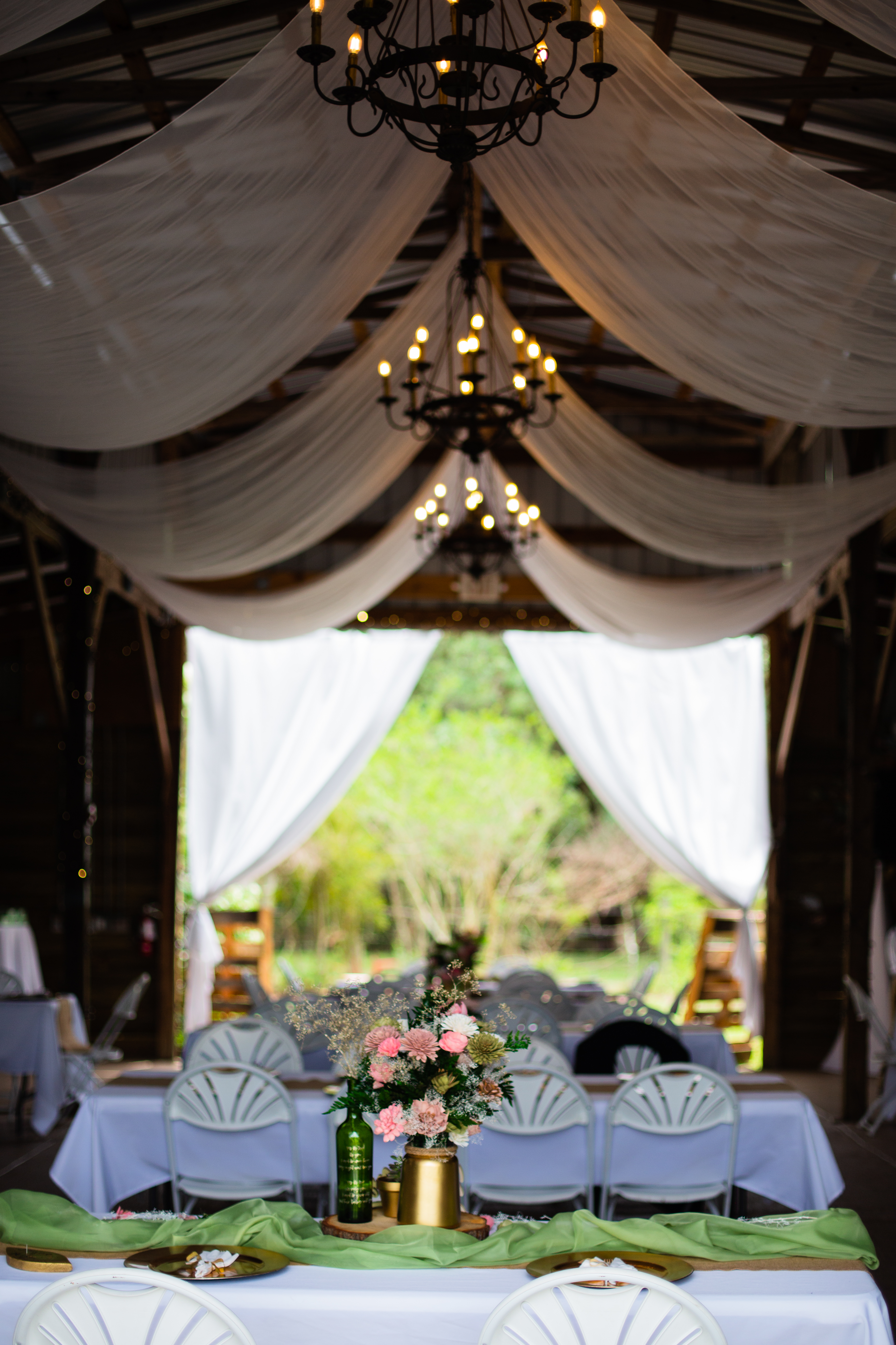 Table Settings; Oaks of Devonaire Wedding; Precious Moments Events