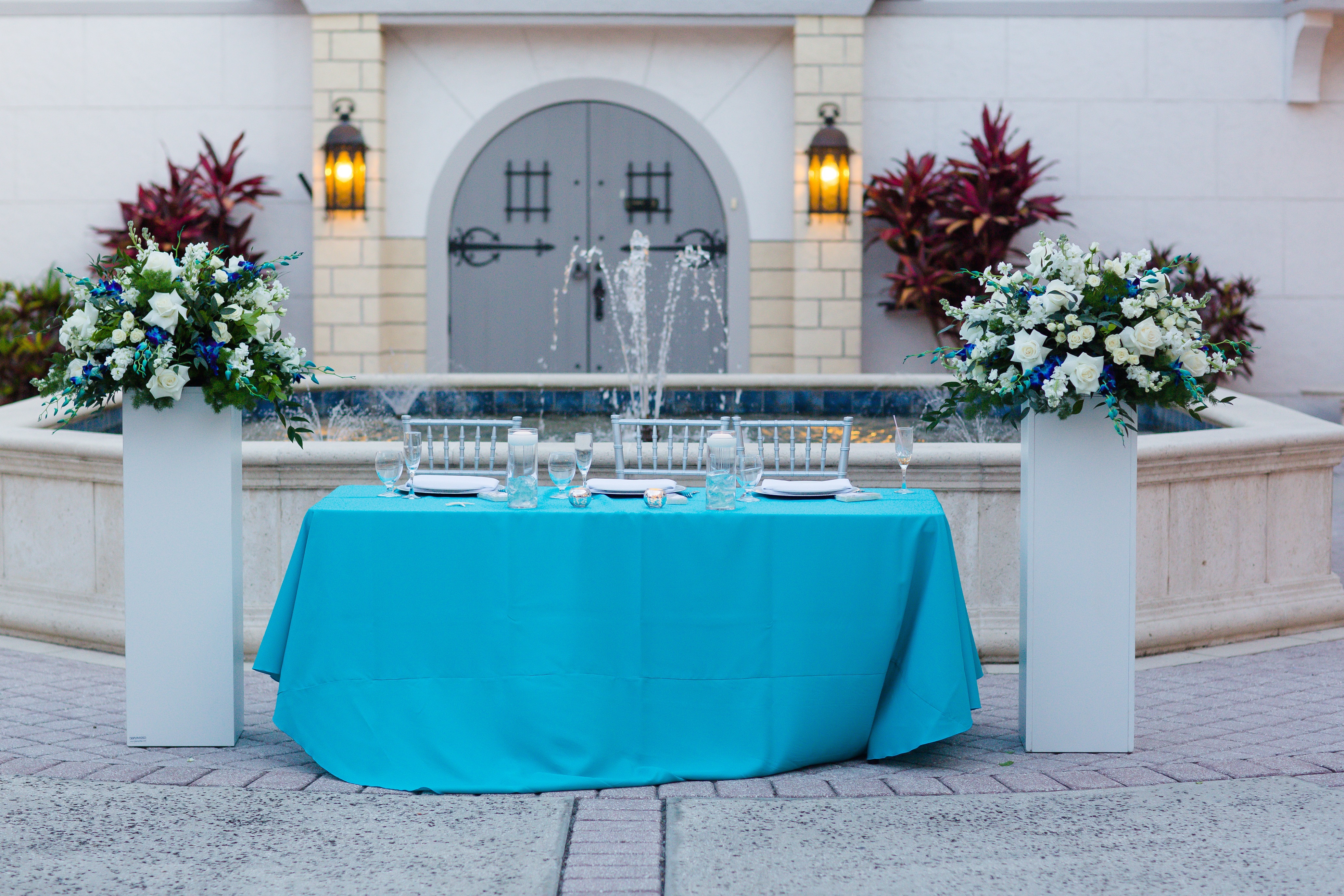 Sweetheart table; The Bishop Museum of Science and Nature Wedding; Precious Moments Events