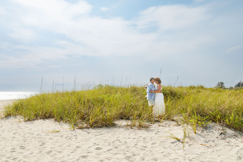 couple portraits on Sharkys Beach