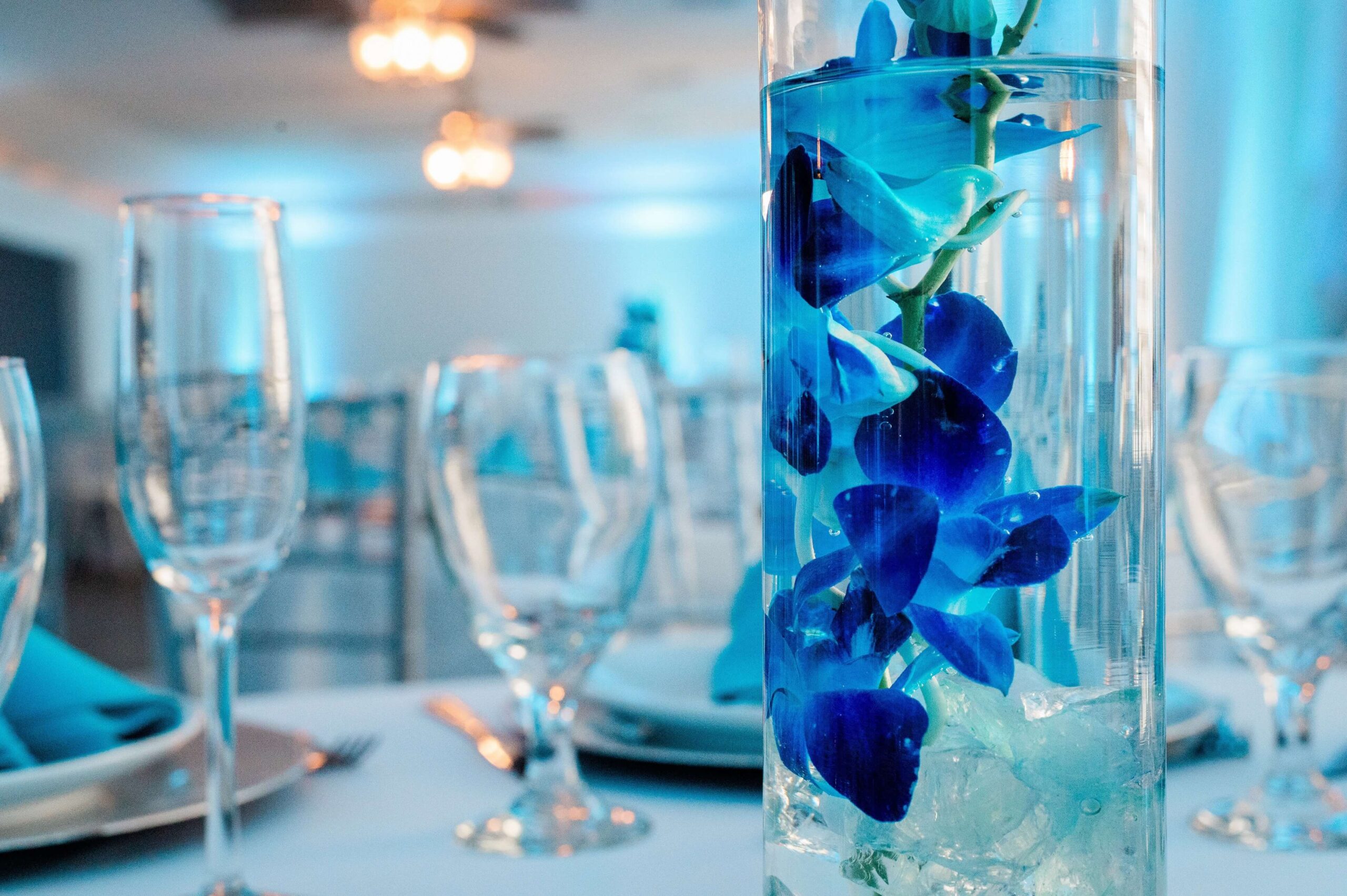 floating floral wedding centerpiece at Lion's Club Treasure Island