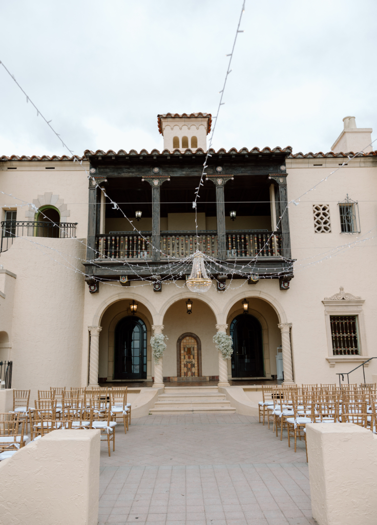 outdoor wedding ceremony at Powel Crosley Estate