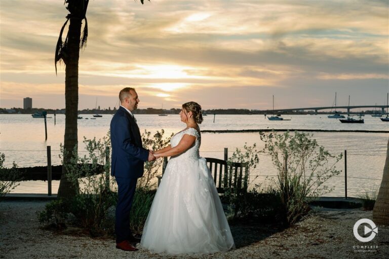 sunset bride and groom portraits at Marie Selby Botanical Gardens 