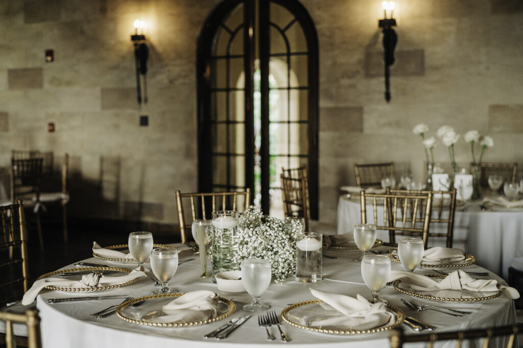 wedding table centerpiece with baby's breath