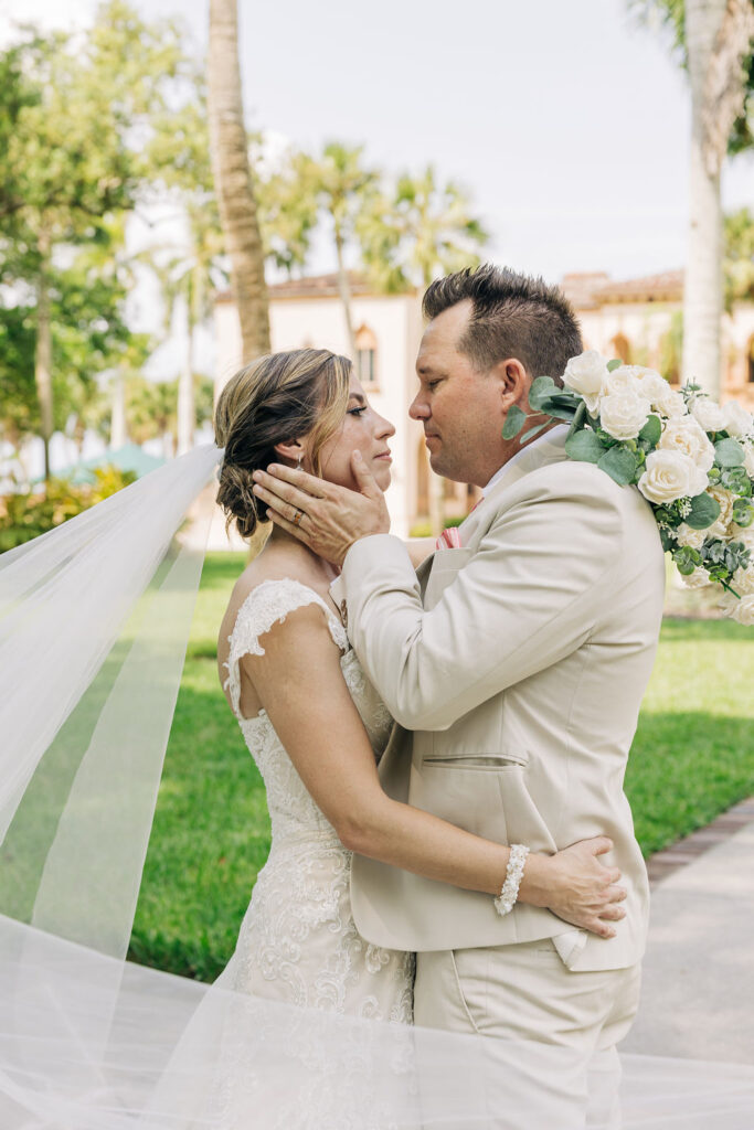 couple portraits at Ringling Ca' d'Zan