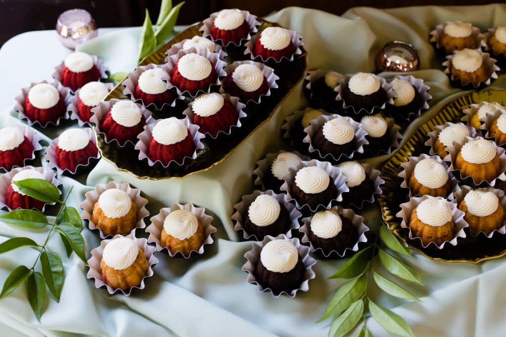 cupcake wedding dessert table