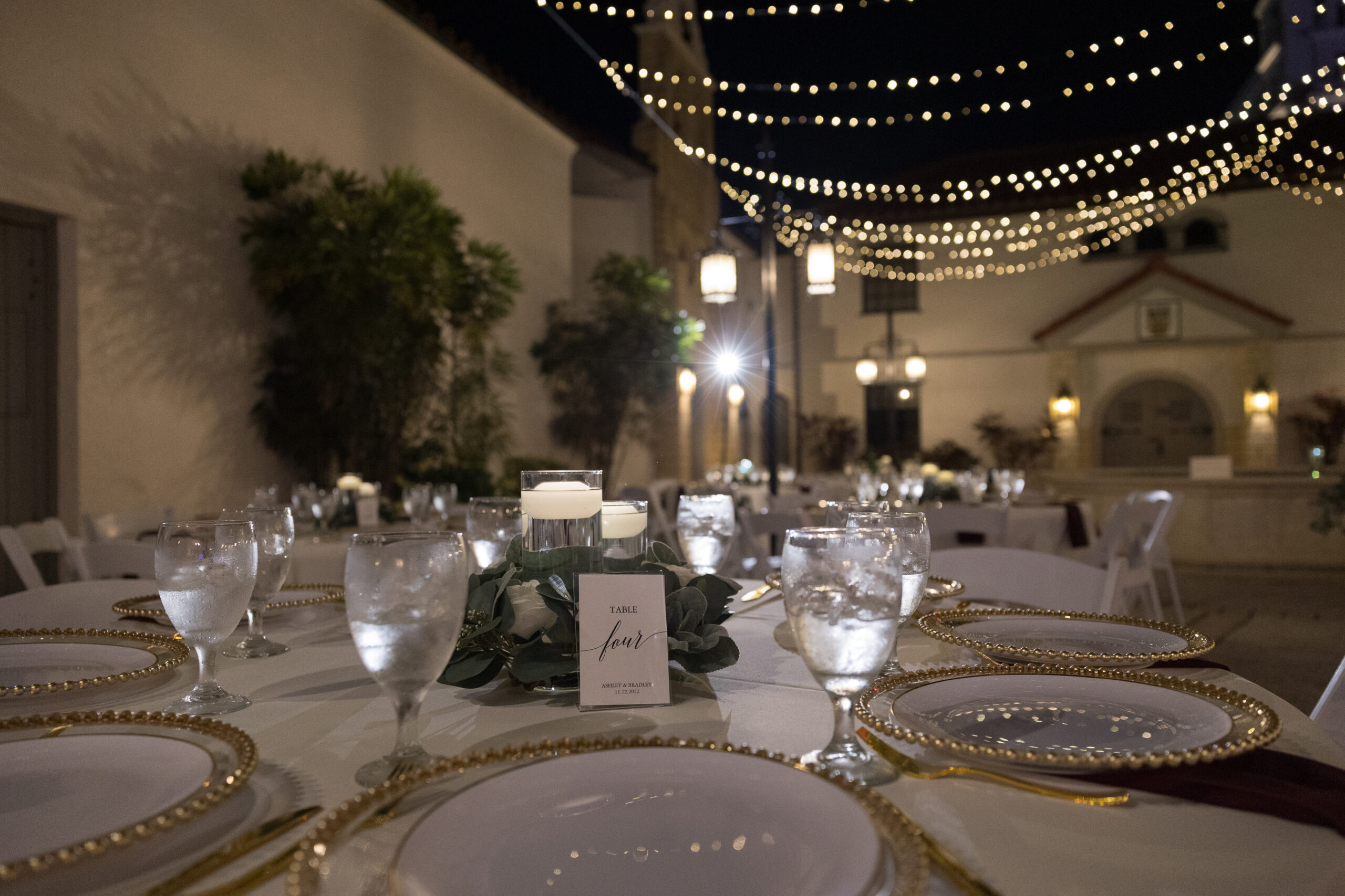 elegant wedding tablescape by Precious Moments Events