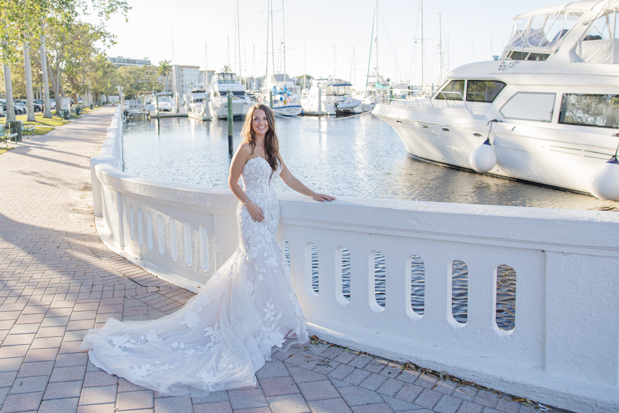 bridal portraits at Bishop Museum of Science